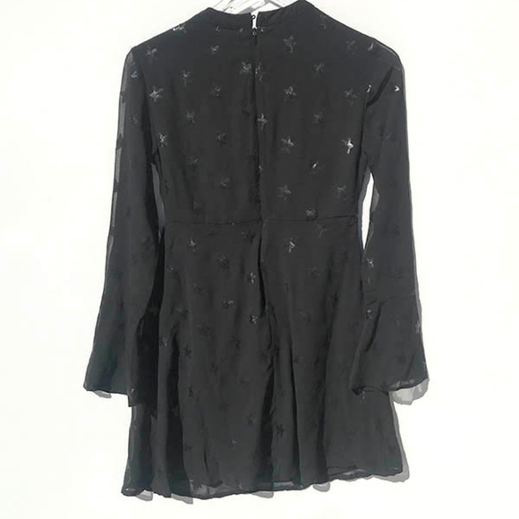 Romeo + Juliet Star Embroidered A-Line - Picture 5 of 7